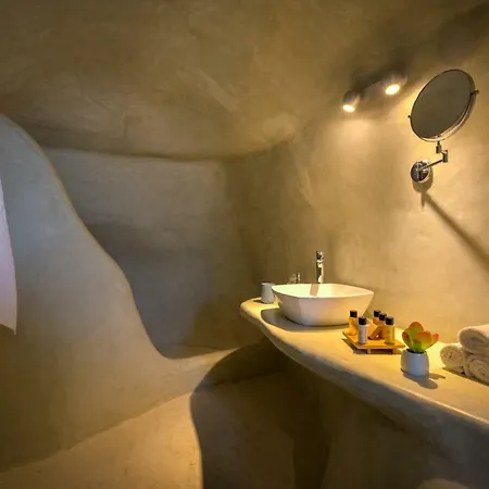 Verde Cave With Private Jacuzzi *